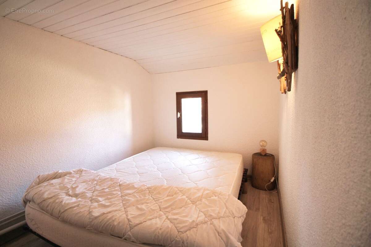 Maison à LES MATHES