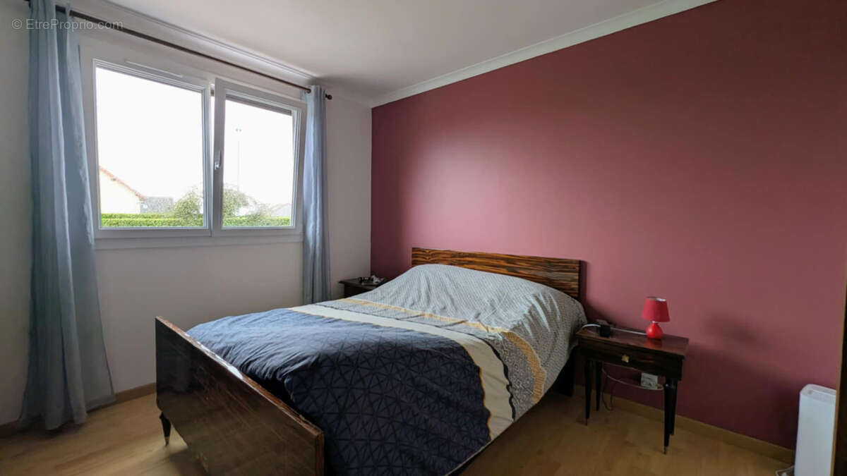 Maison à LA FRENAYE