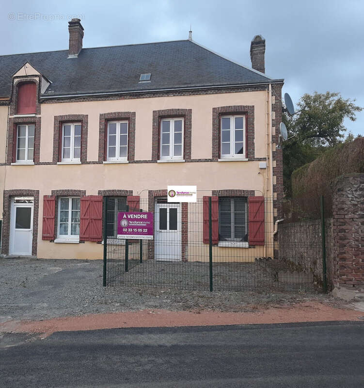 Maison à BELLOU-SUR-HUISNE