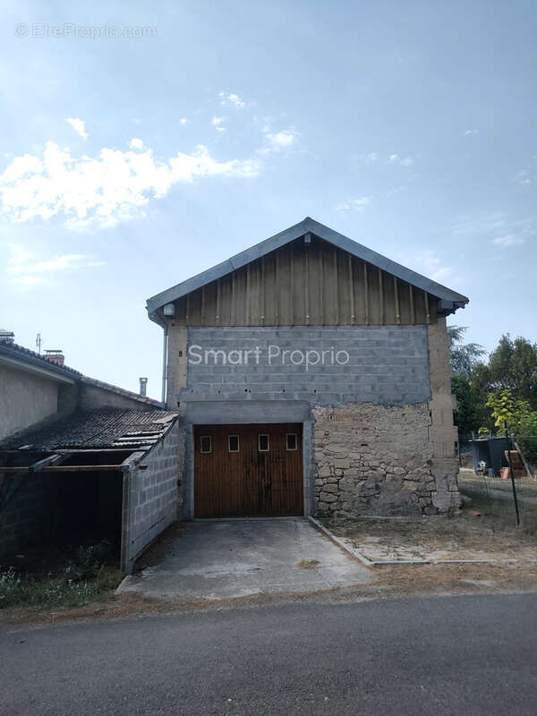 Maison de ville ancienne  97m2 - grand garage- saint-mariens - photo 14