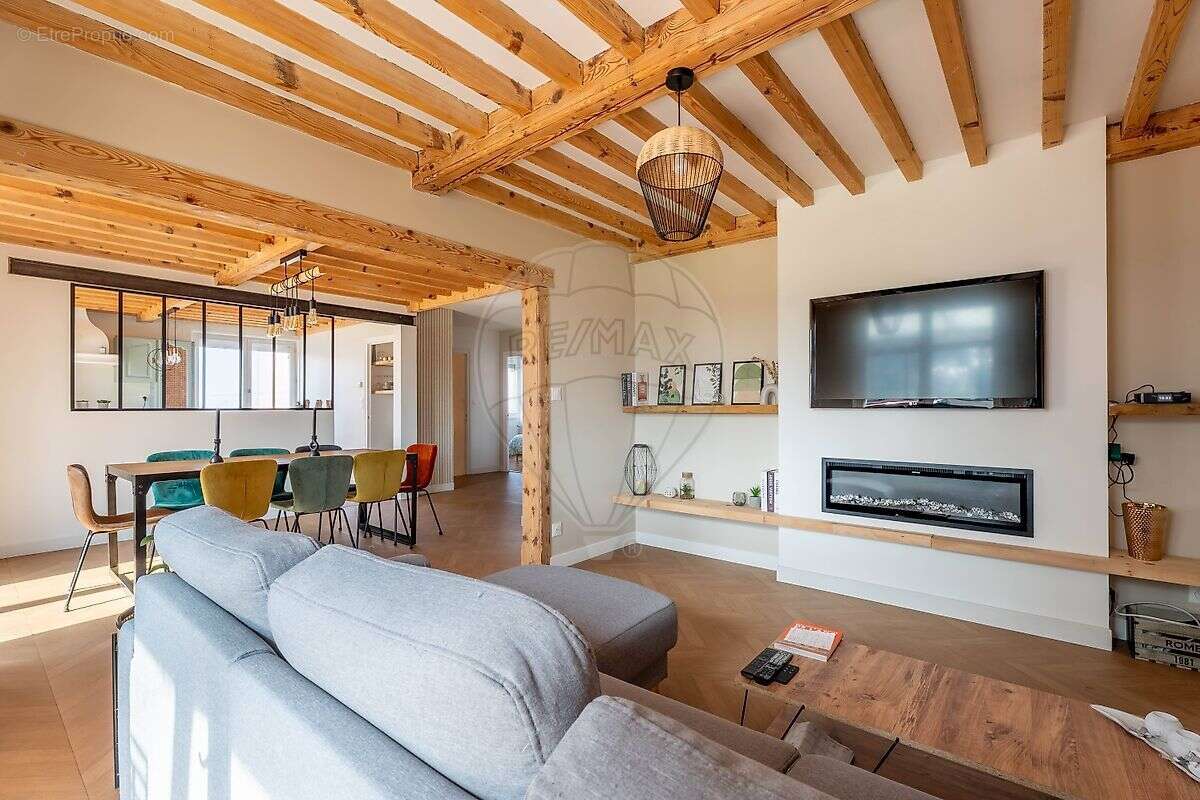 Maison à VILLENEUVE