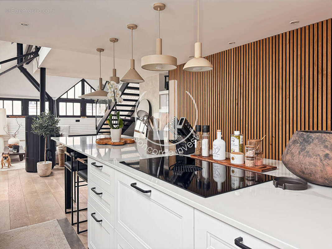 Appartement à COURBEVOIE