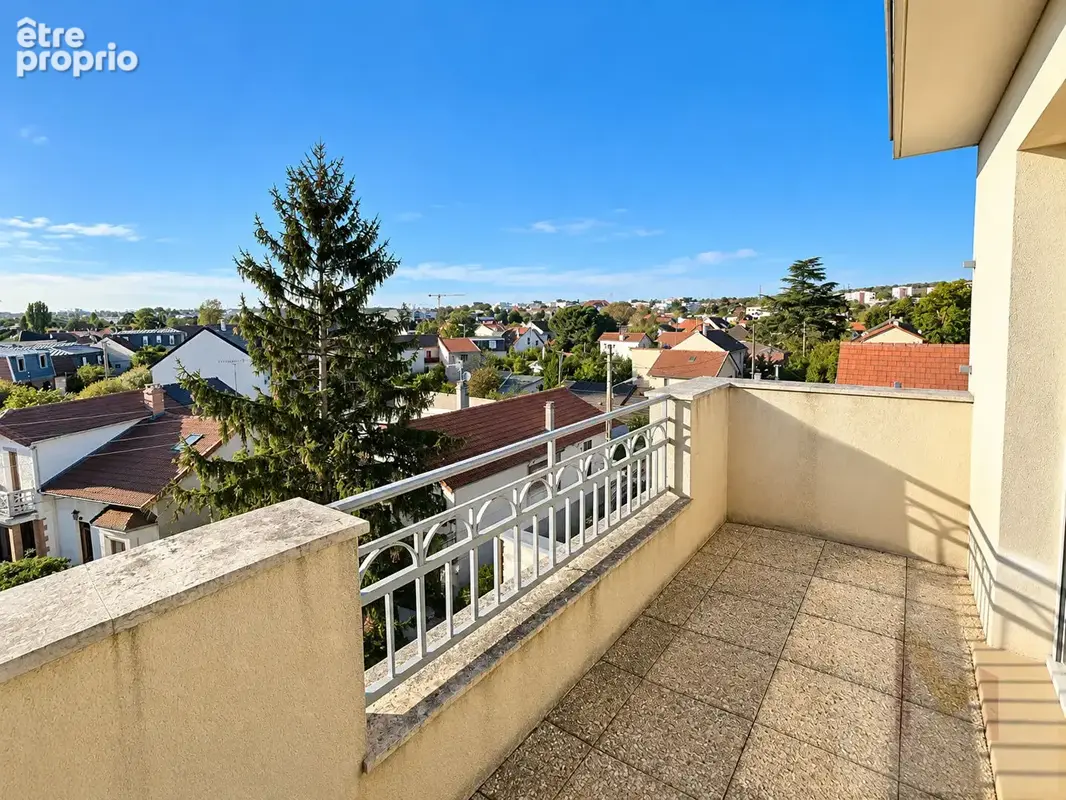 Appartement 3 pièces - Dernier étage avec terrasse de 34 m² - Proche RER A - photo 11
