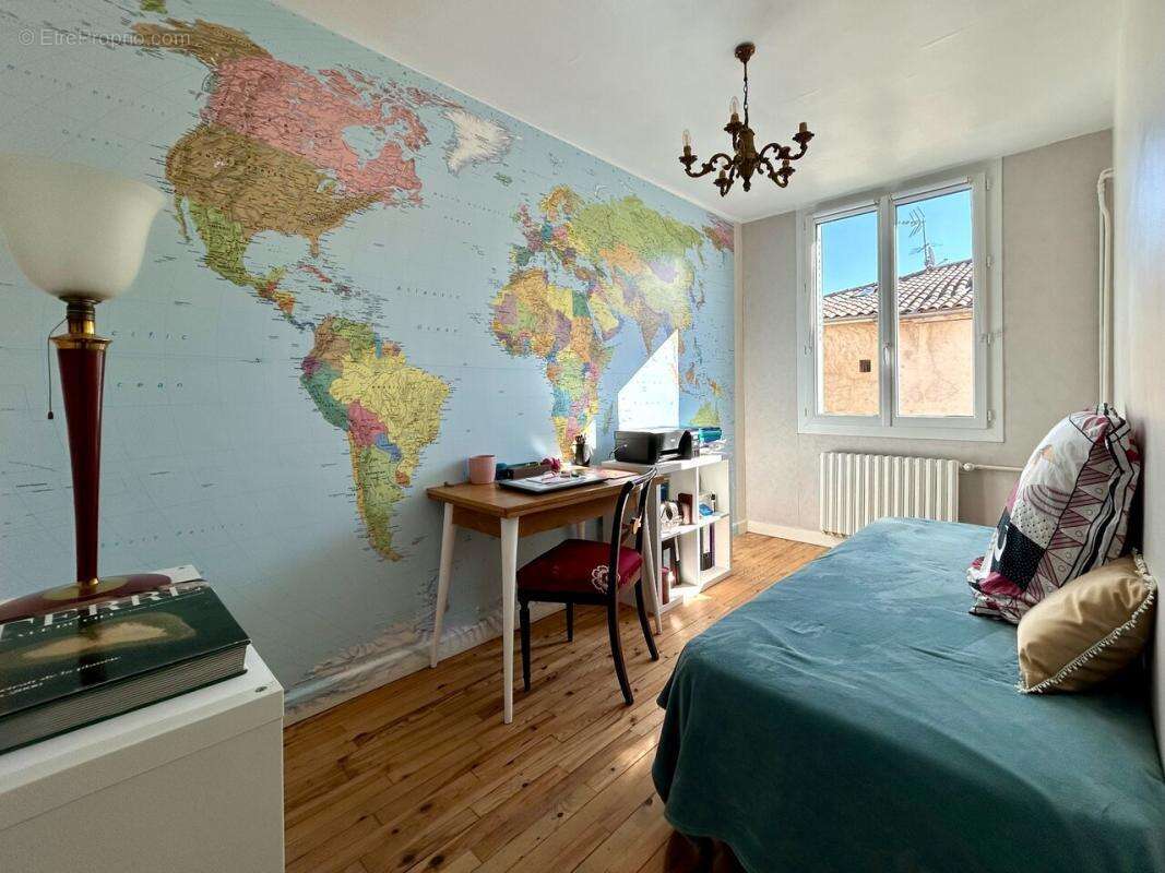Appartement à BOURG-DE-PEAGE