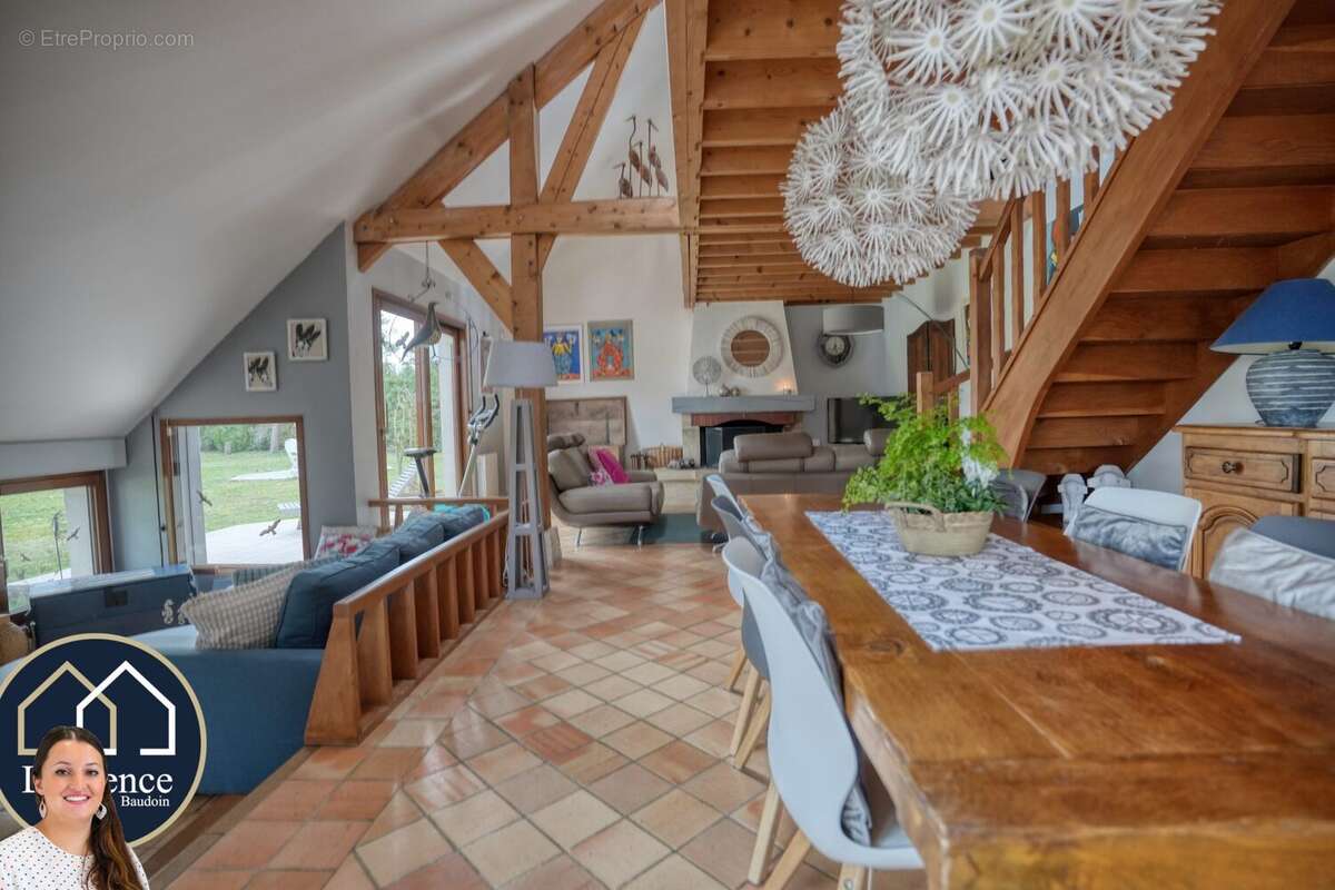 Maison à ECLUZELLES