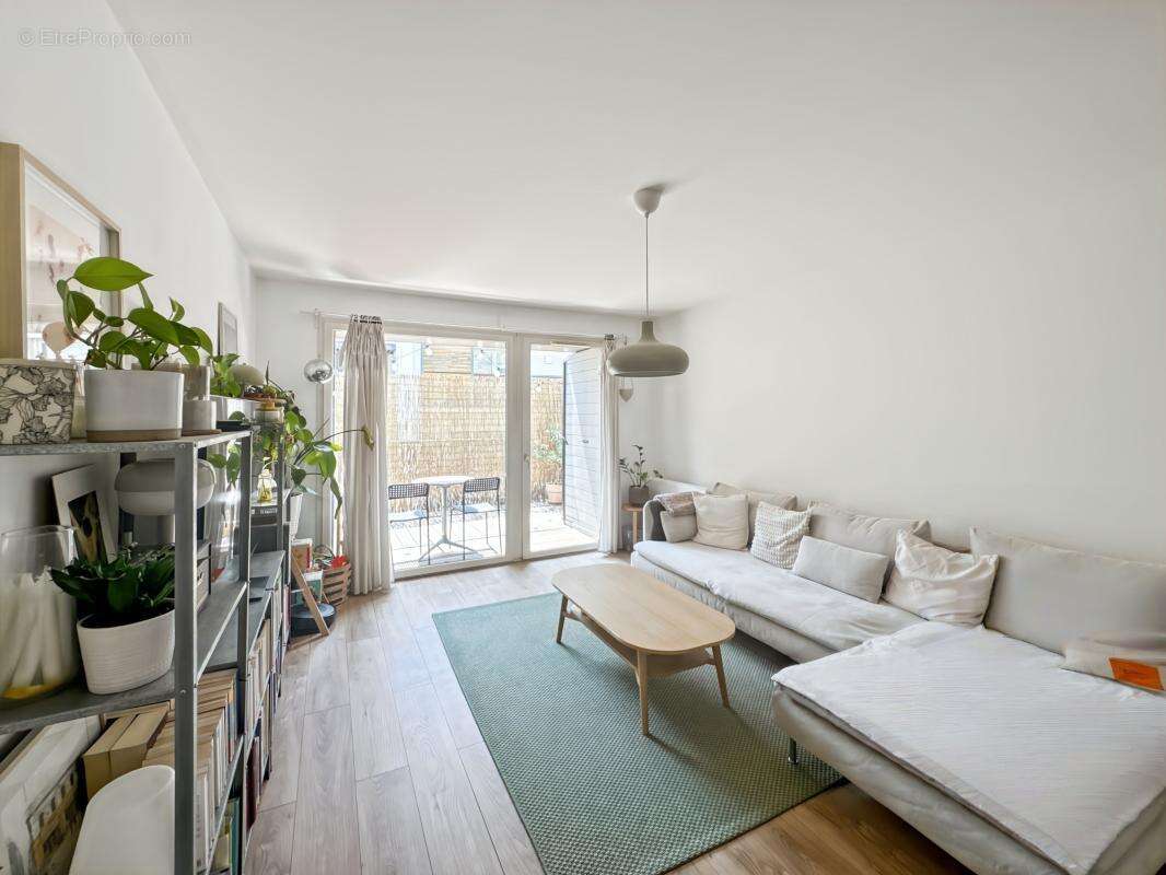 Appartement à BORDEAUX