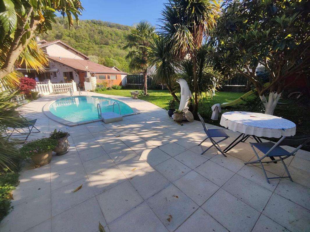 Maison à SAINT-MARTIN-D'HERES