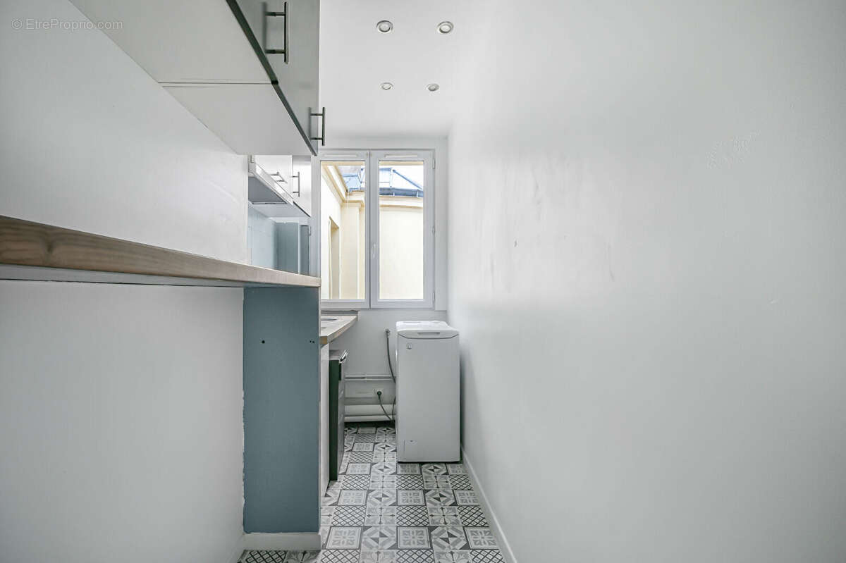 Appartement à PARIS-14E