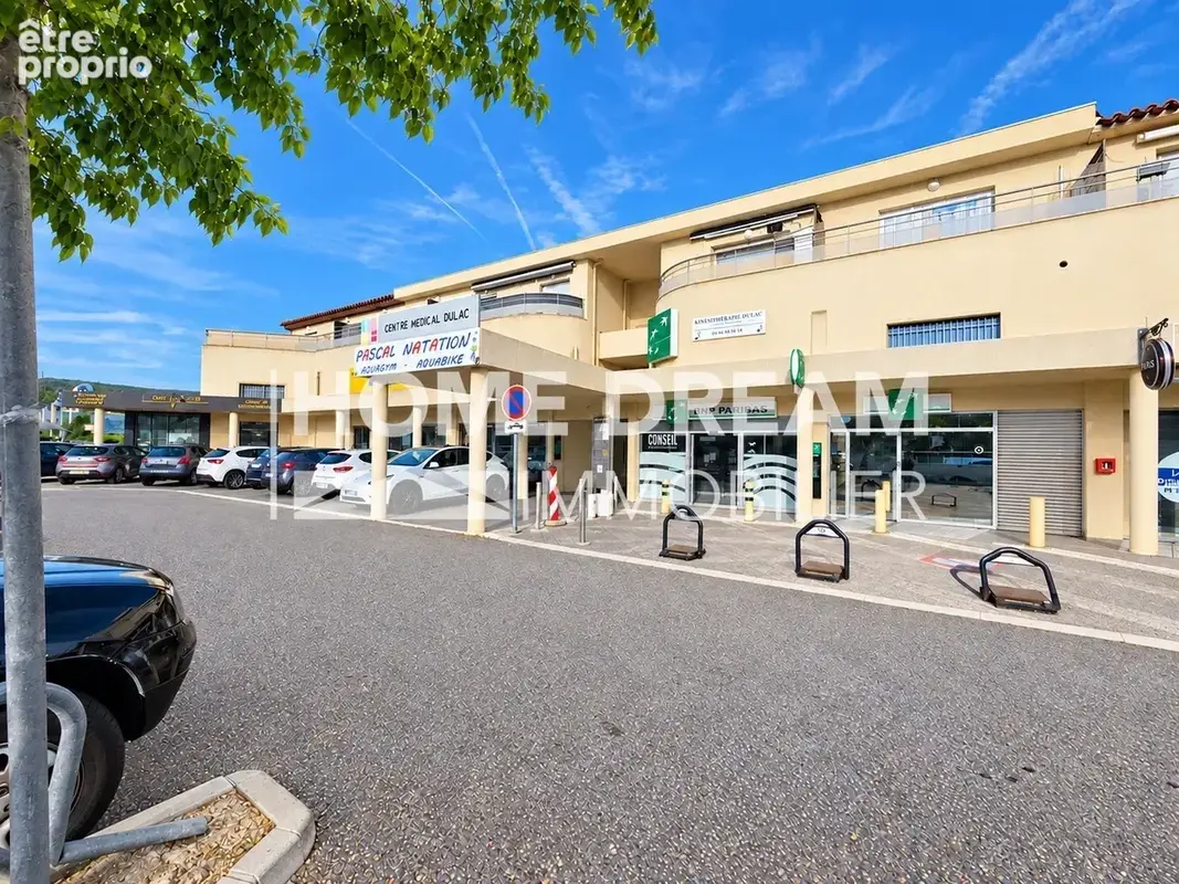 Commerce 270 m² à vendre à La Ciotat (13600) - photo 2
