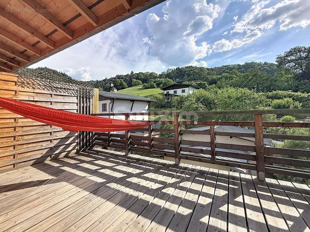 Appartement à DOMANCY