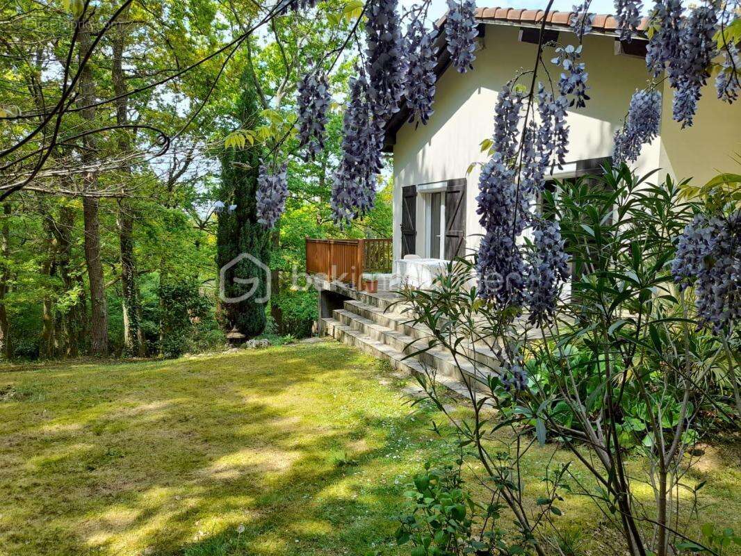 Jolie maison plain-pied de 133 m² sur grand terrain - photo 5