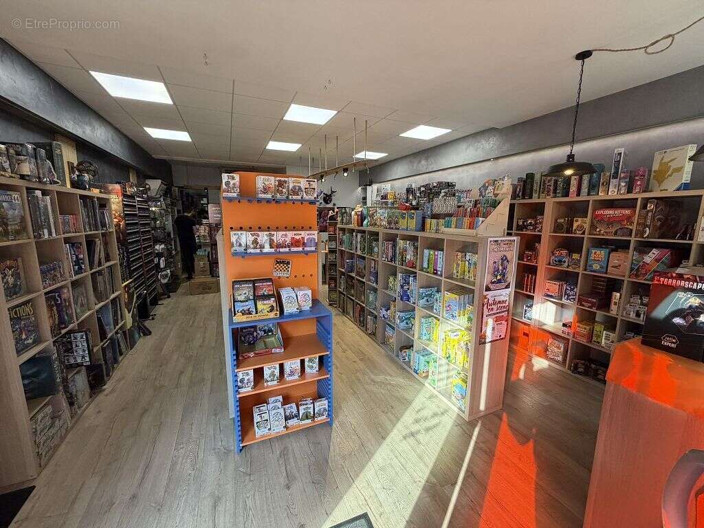 Commerce à REMIREMONT