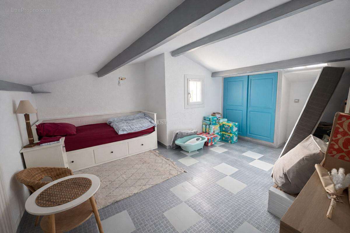 Maison Marignane 5 pièces 148 m2 - photo 9