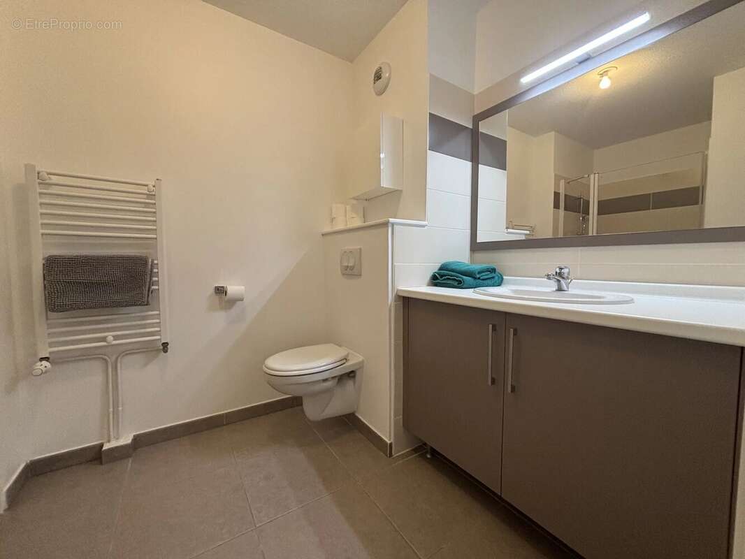 Appartement à UZES