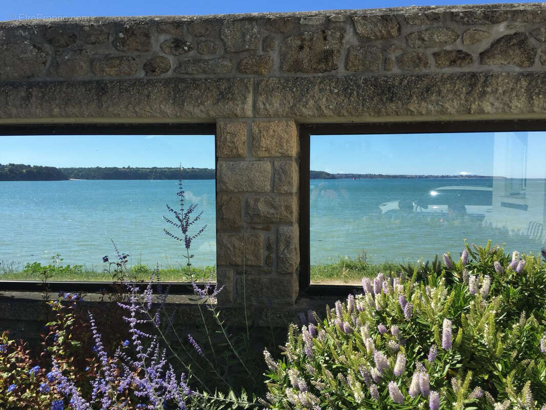 Maison à SAINT-JACUT-DE-LA-MER