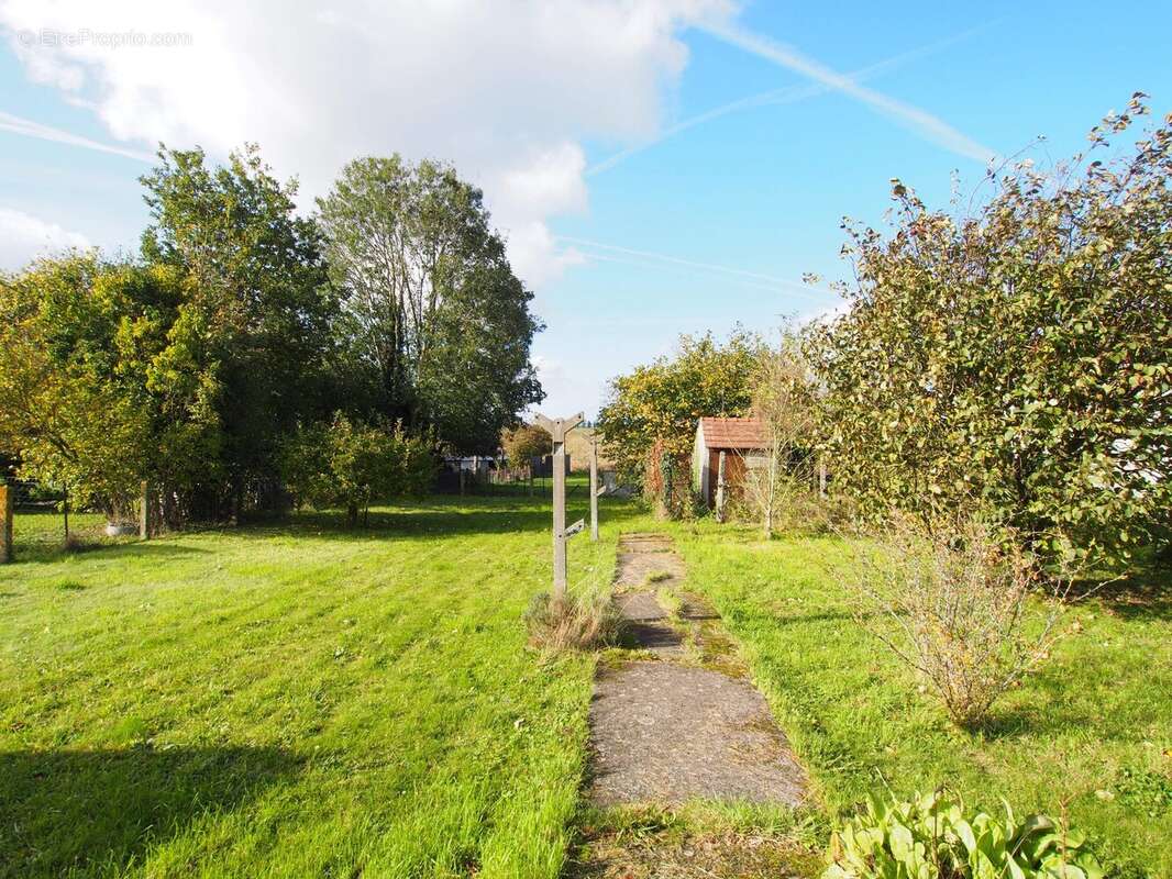 Maison à TILLY-SUR-SEULLES