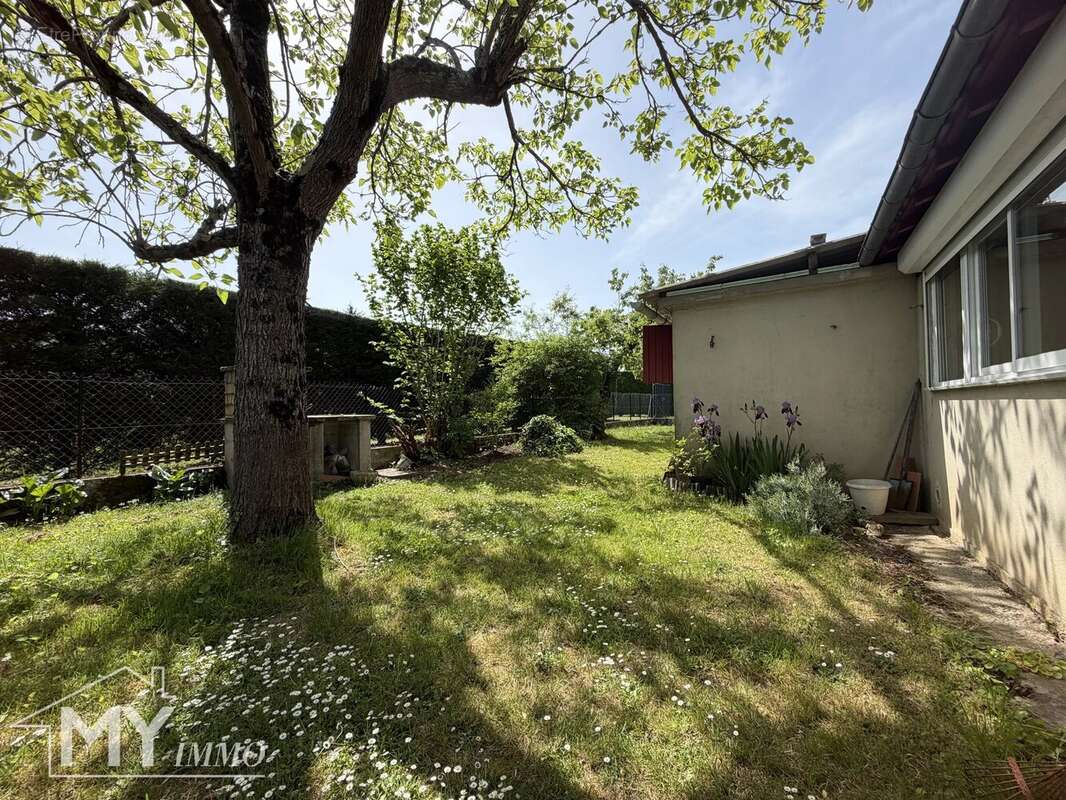 Maison à SAINT-LAURENT-DES-VIGNES