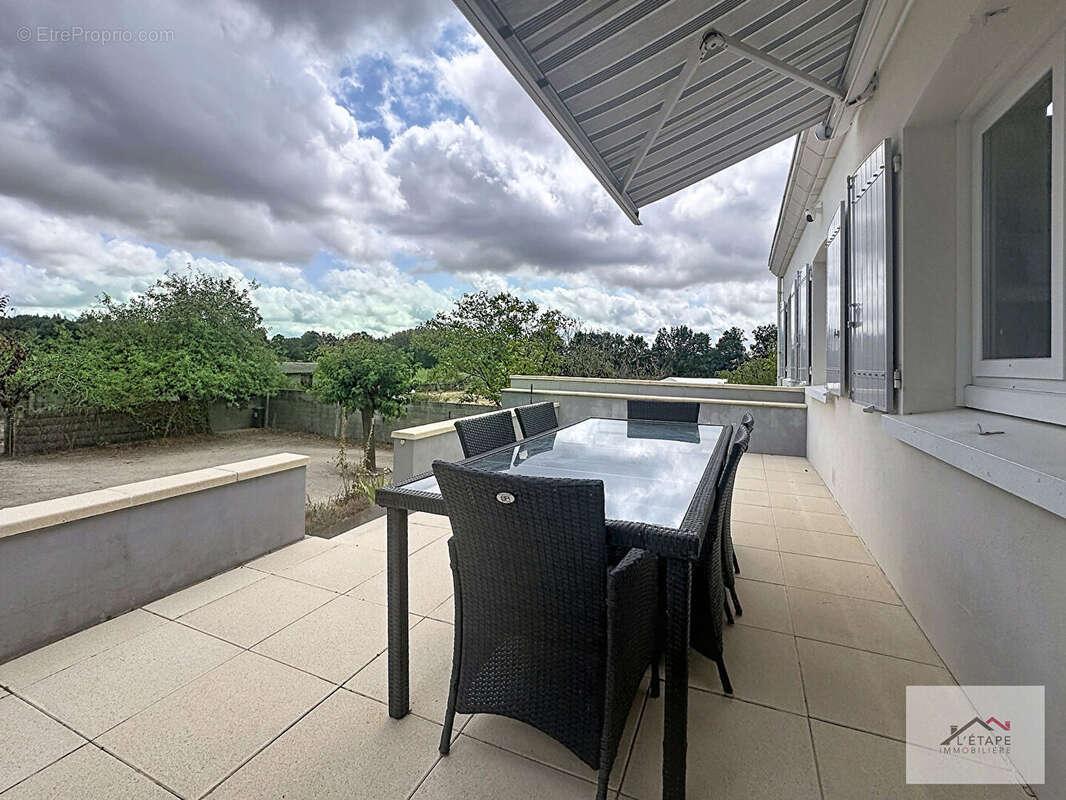 Maison sur sous-sol - 125 m² - Plus de 1 400 m² de terrain - Landeronde - photo 11