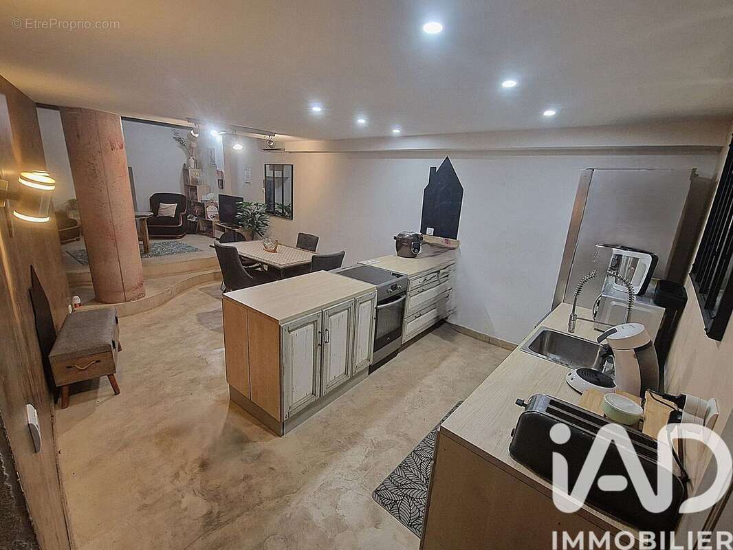 Photo 3 - Maison à ROQUEMAURE