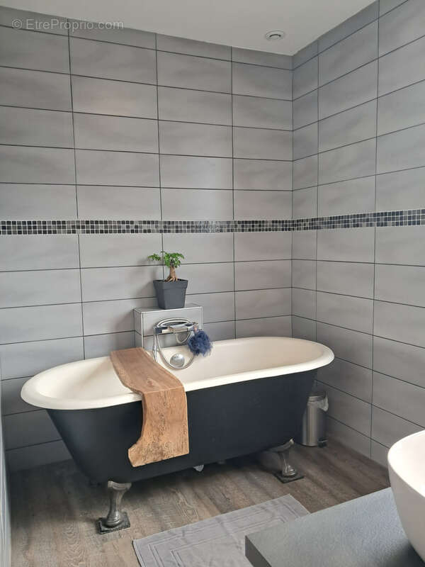 Maison à SAINT-CERE