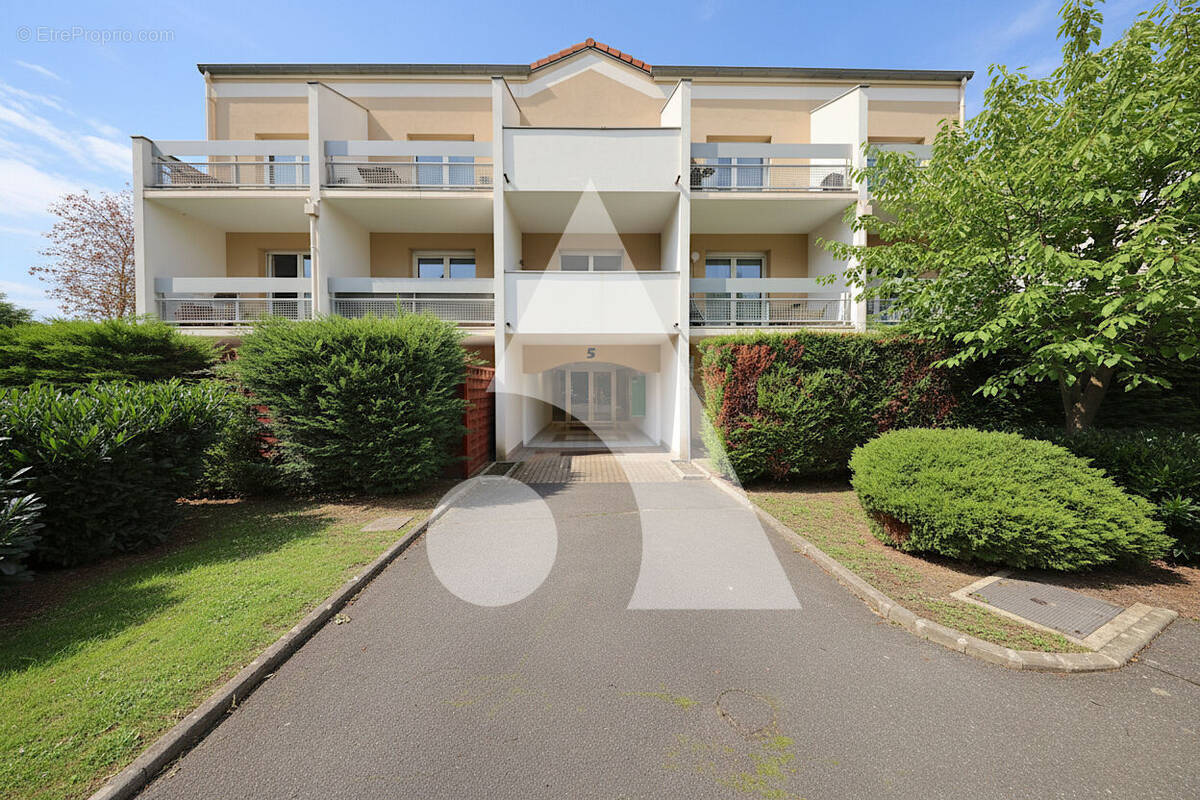 Appartement à SAINT-GERMAIN-LES-CORBEIL