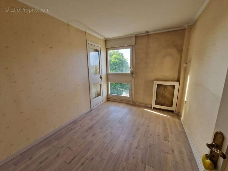 Appartement à MAISONS-ALFORT