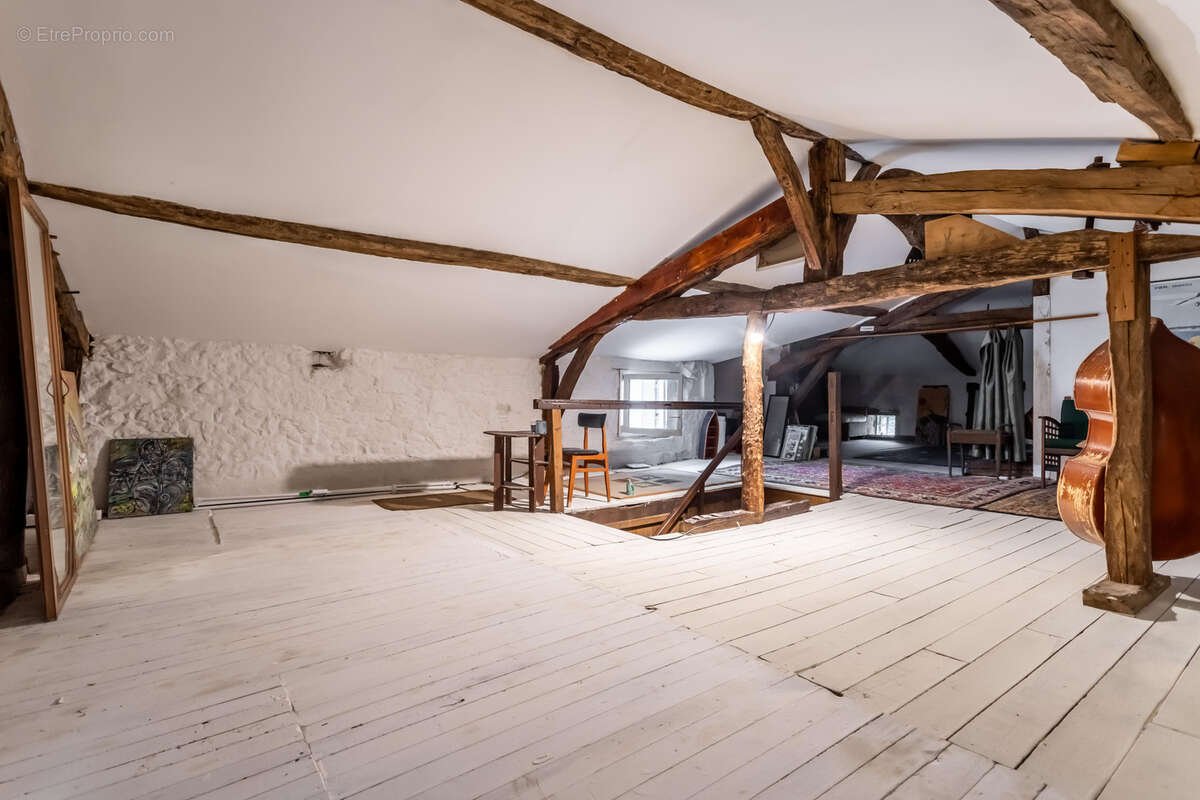 Maison à LACOUR