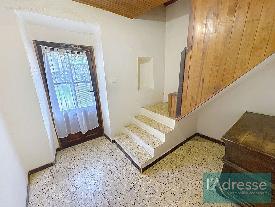 Maison de village - Guarguale - 6 pièces 117 m2 - photo 10
