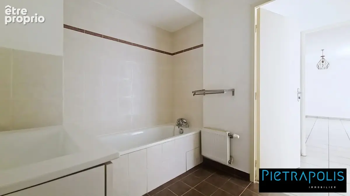 Appartement 2 pièces 50 m² à vendre à Champagne-Au-Mont-D'or (69410) - photo 5