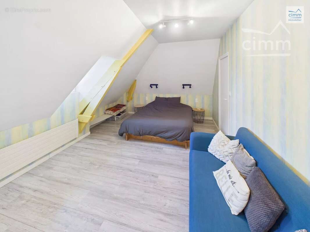 Maison à SAINT-SENOUX