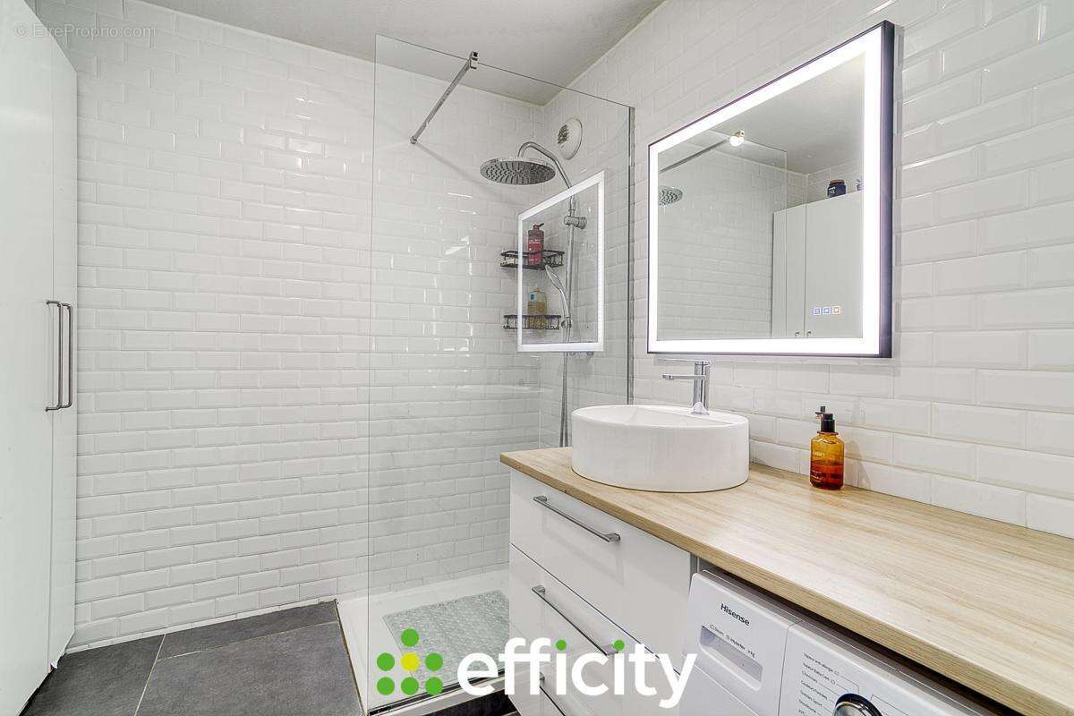 Appartement à CHASSE-SUR-RHONE