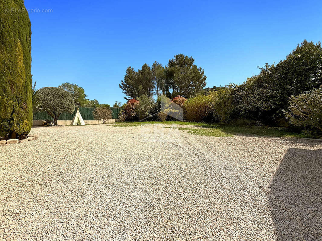 Maison à BOUC-BEL-AIR