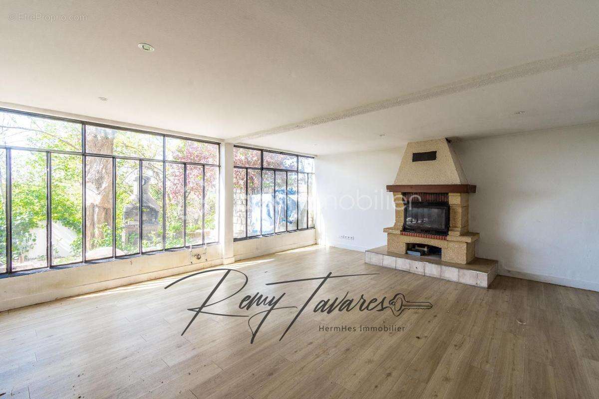 Maison à SOUPPES-SUR-LOING