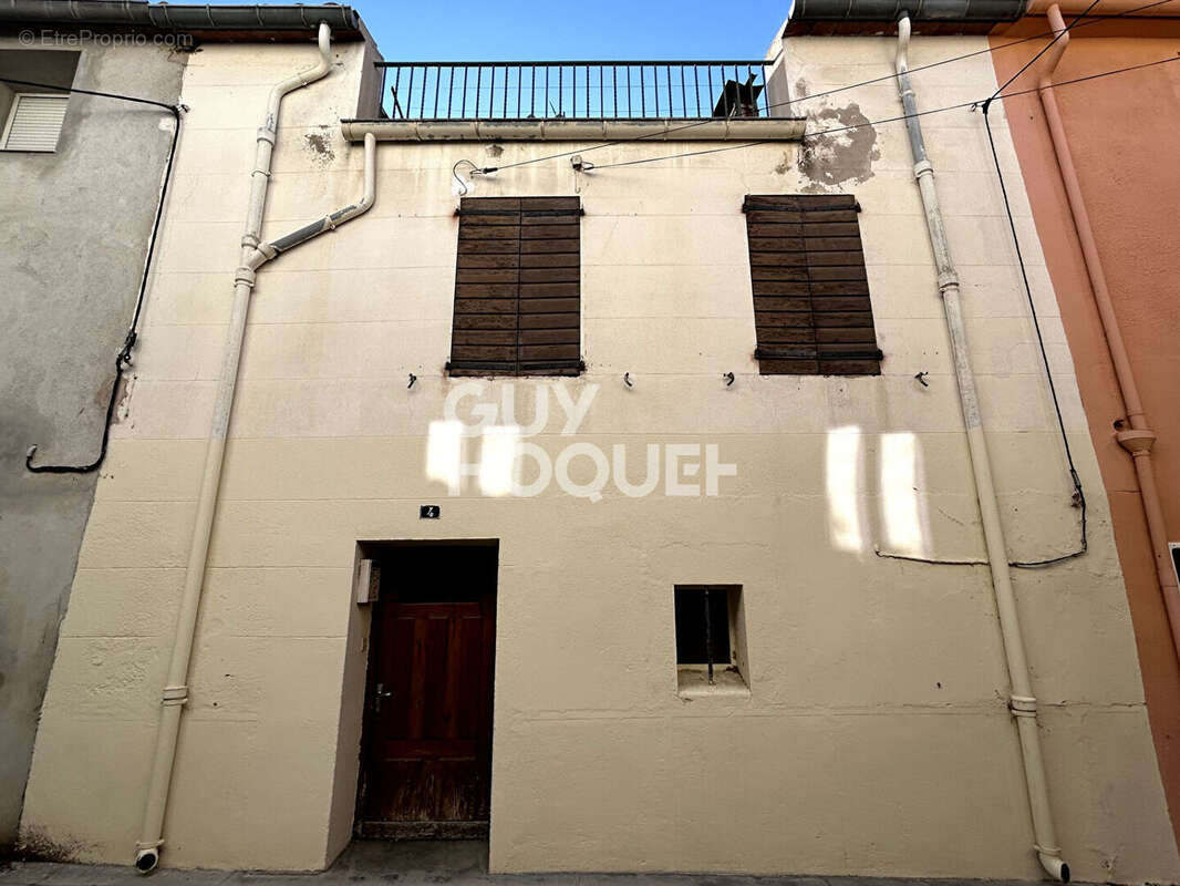 Maison de village avec terrasse à rénover - photo 3