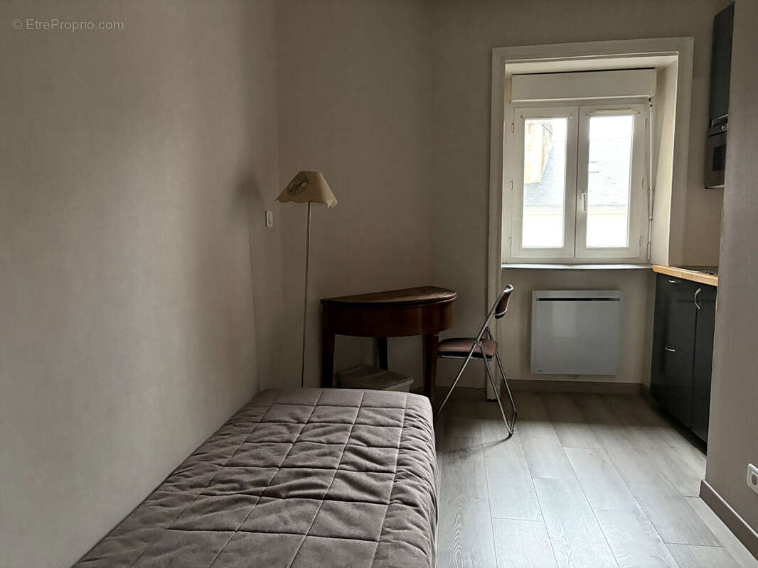 Studio de 15 m² en étage élevé avec ascenseur - photo 4