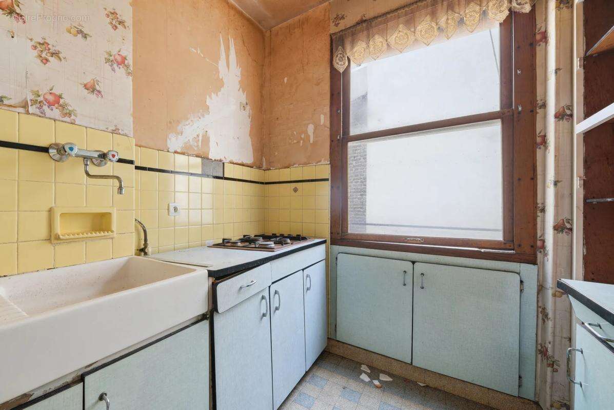 Appartement à PARIS-14E