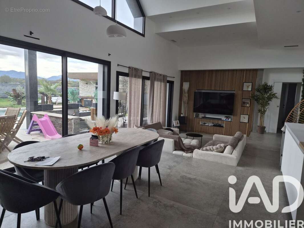 Photo 5 - Maison à HORGUES