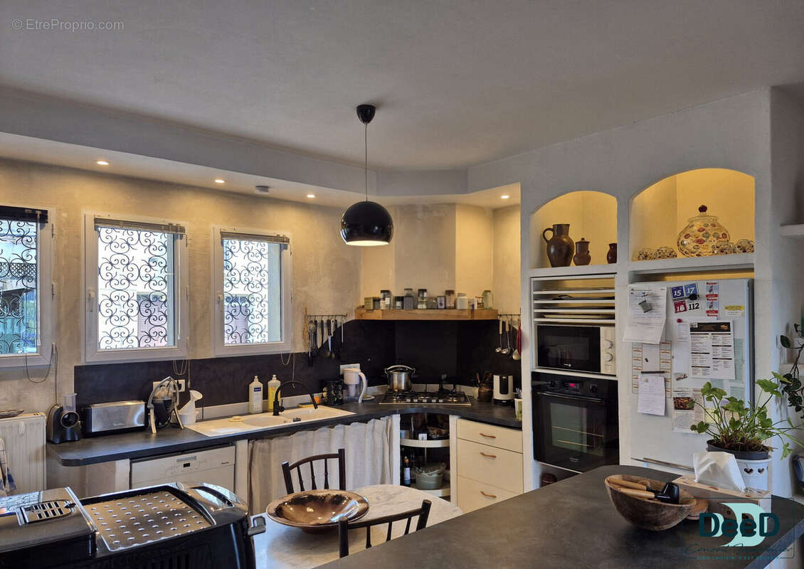 Maison à MONTREJEAU