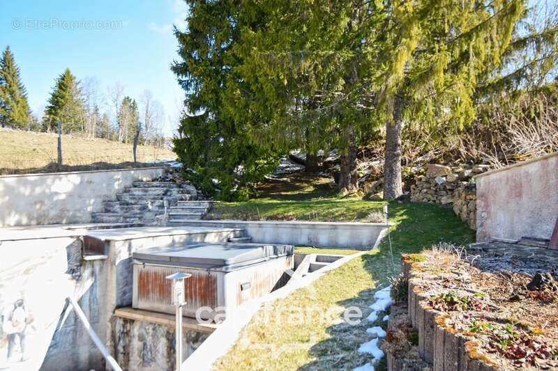 Maison à LES ROUSSES