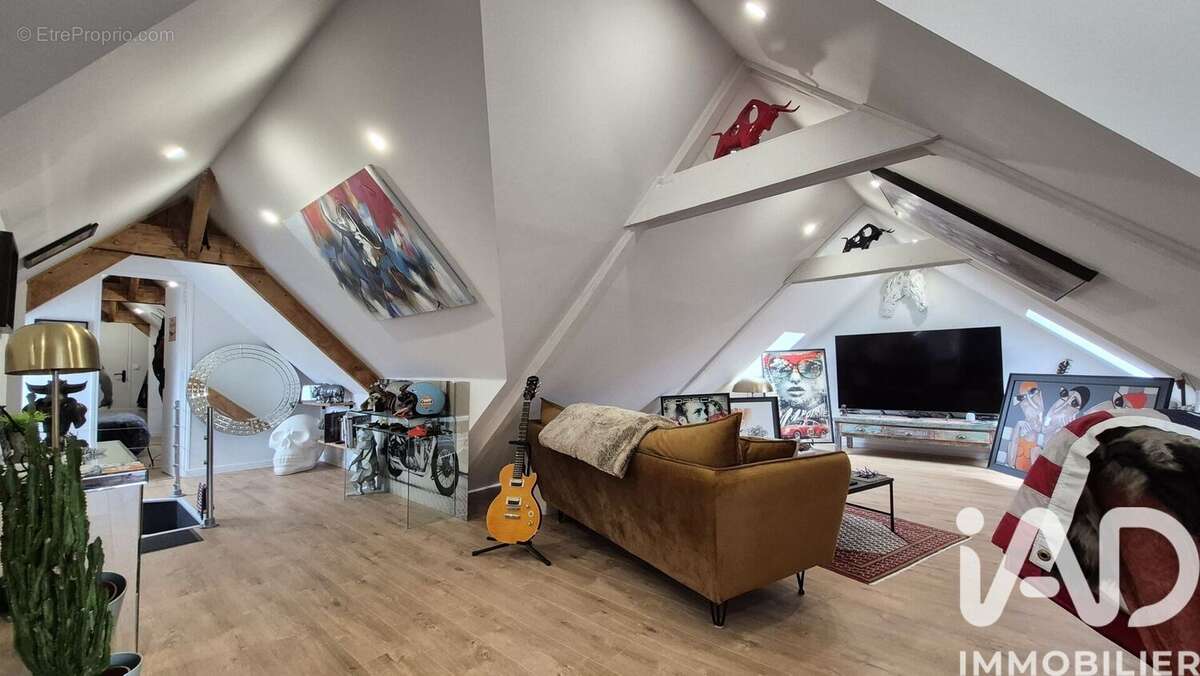 Photo 2 - Appartement à THEIX
