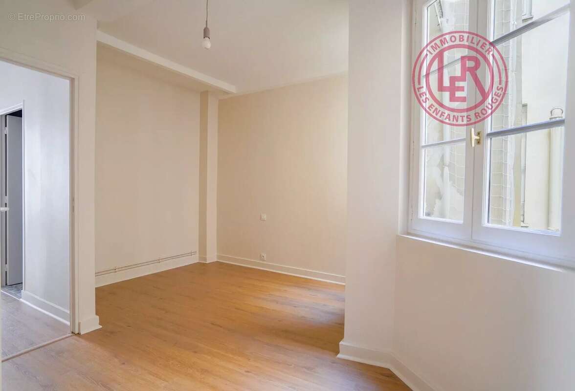 Appartement à PARIS-4E