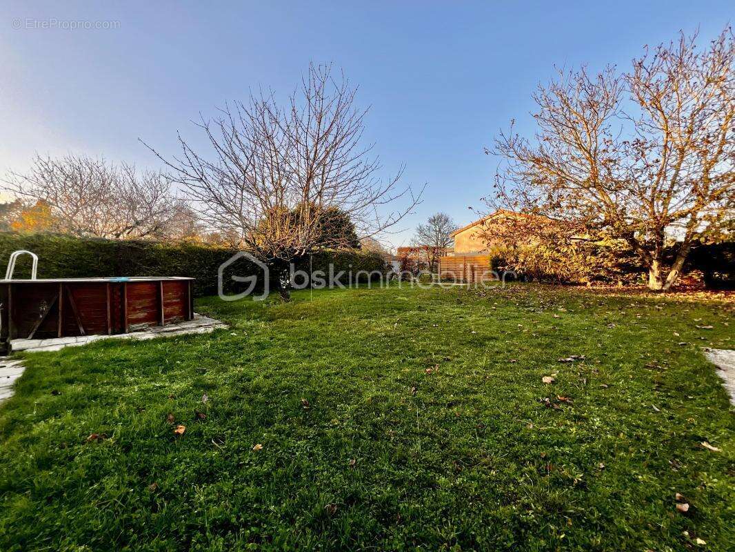 Maison à LA VILLEDIEU-DU-CLAIN