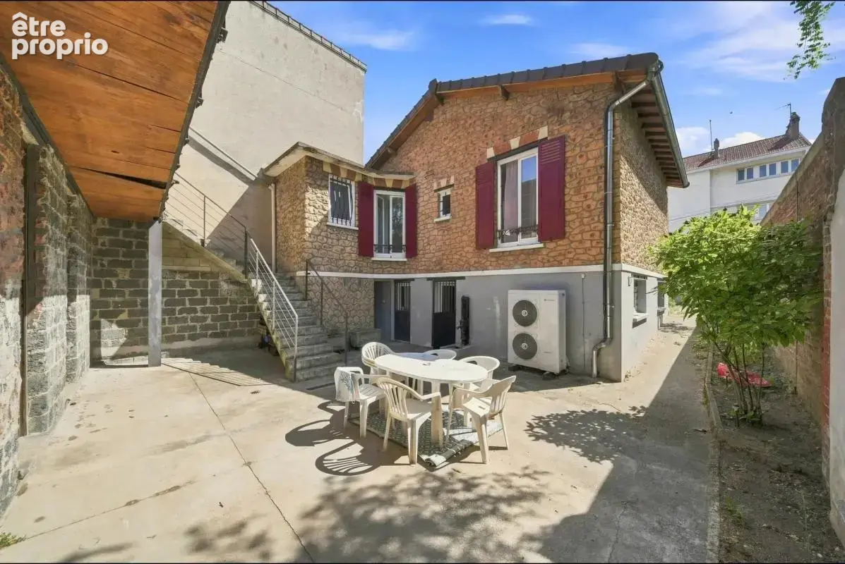 Maison à VITRY-SUR-SEINE