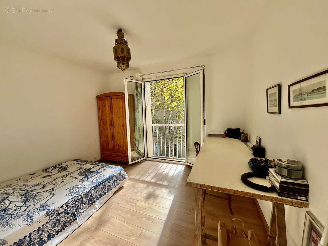 Appartement à MARSEILLE-16E