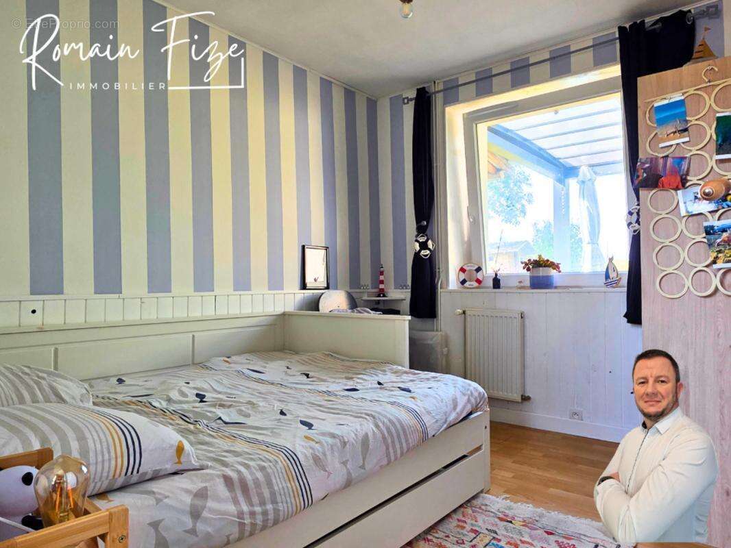 Maison 91 m² à Portbail  - photo 7