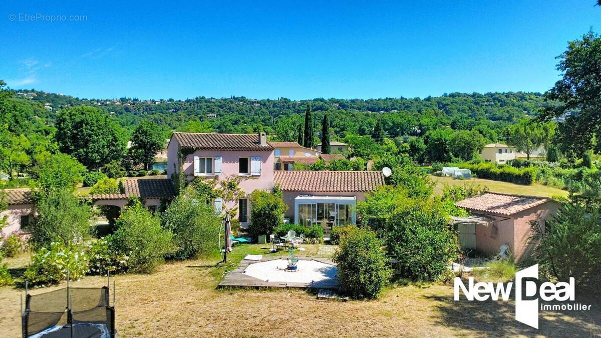 Maison à MONTAUROUX