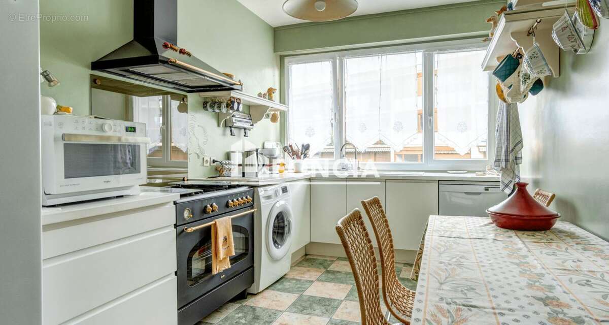 Appartement à NOISY-LE-ROI