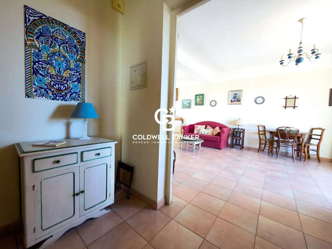 Villa vue mer, domaine privé - 83320 Carqueiranne - photo 18