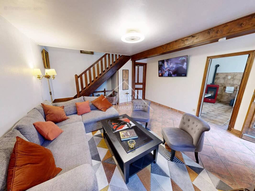 Maison à LOUROUX-DE-BOUBLE