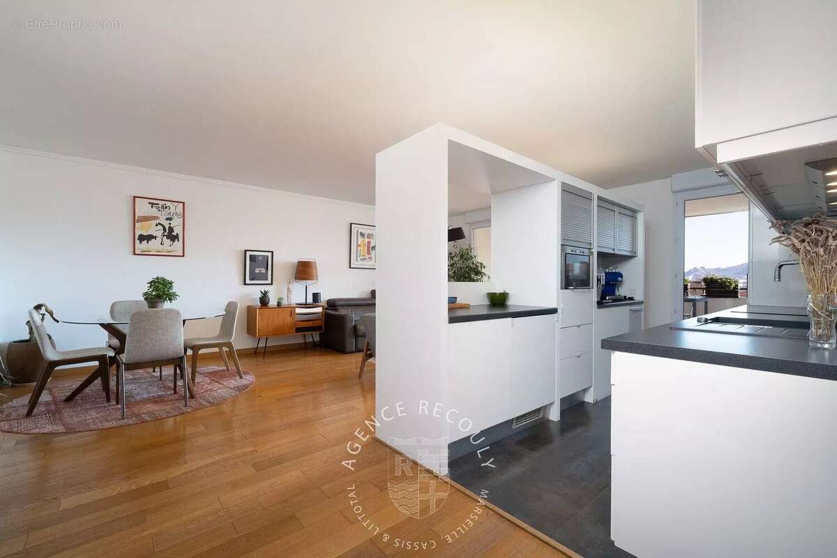 Appartement à MARSEILLE-8E